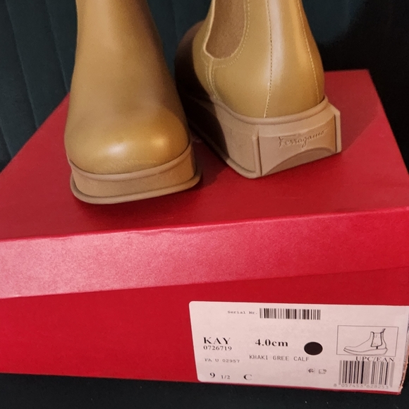 Green Sylist Wedge Ferragamo Boot - Picture 3 of 3